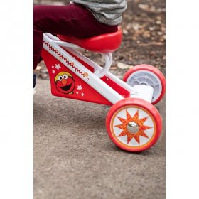 Sesame Street 10" Tricycle by Dynacraft